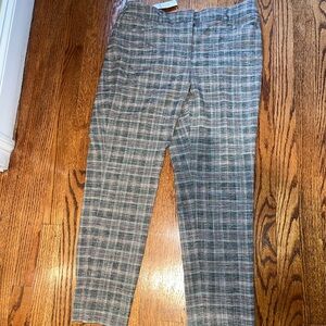 NWT White House Black Market ankle pants. Summer weight. Size 8. WHBM.